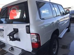 نيسان باترول